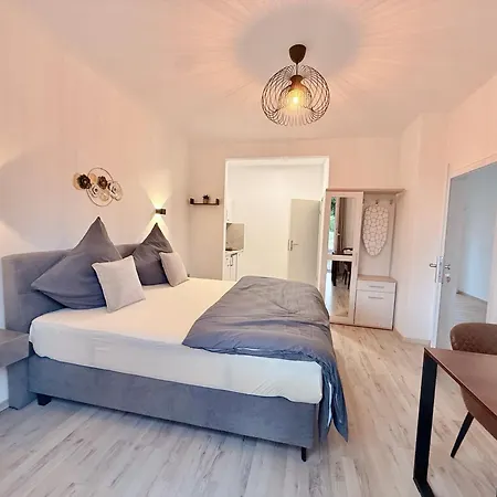 Danvie * ファーレル