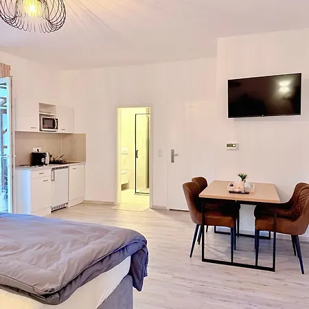 Danvie ファーレル