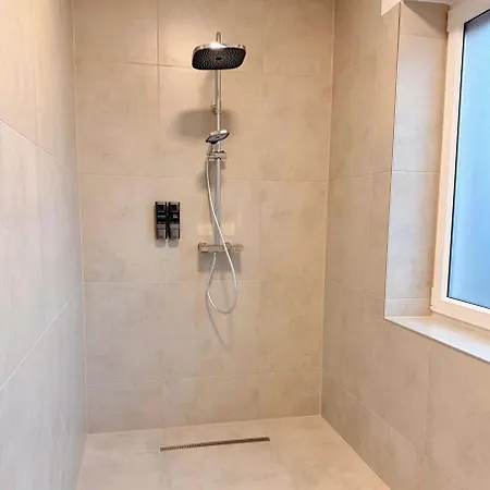 Danvie * ファーレル